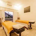 Bening Hut And Spa