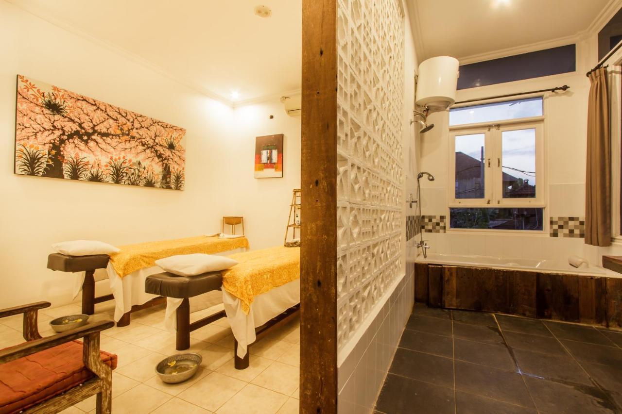 Bening Hut And Hotel 3*