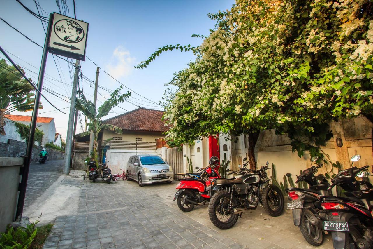 Bening Hut And Hotel 3*
