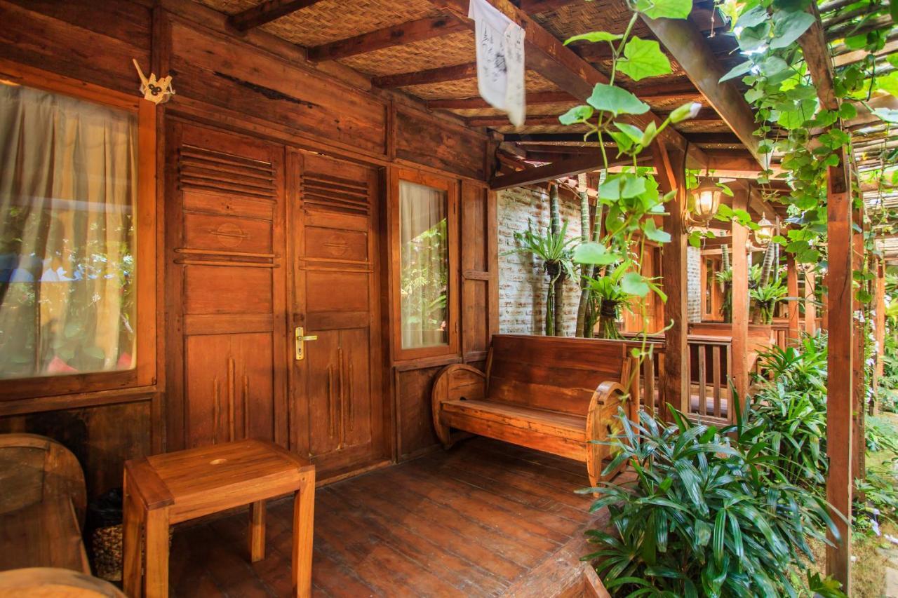 Bening Hut And Hotel Seminyak (Bali)