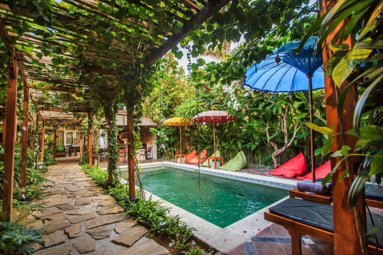 Bening Hut And Hotel